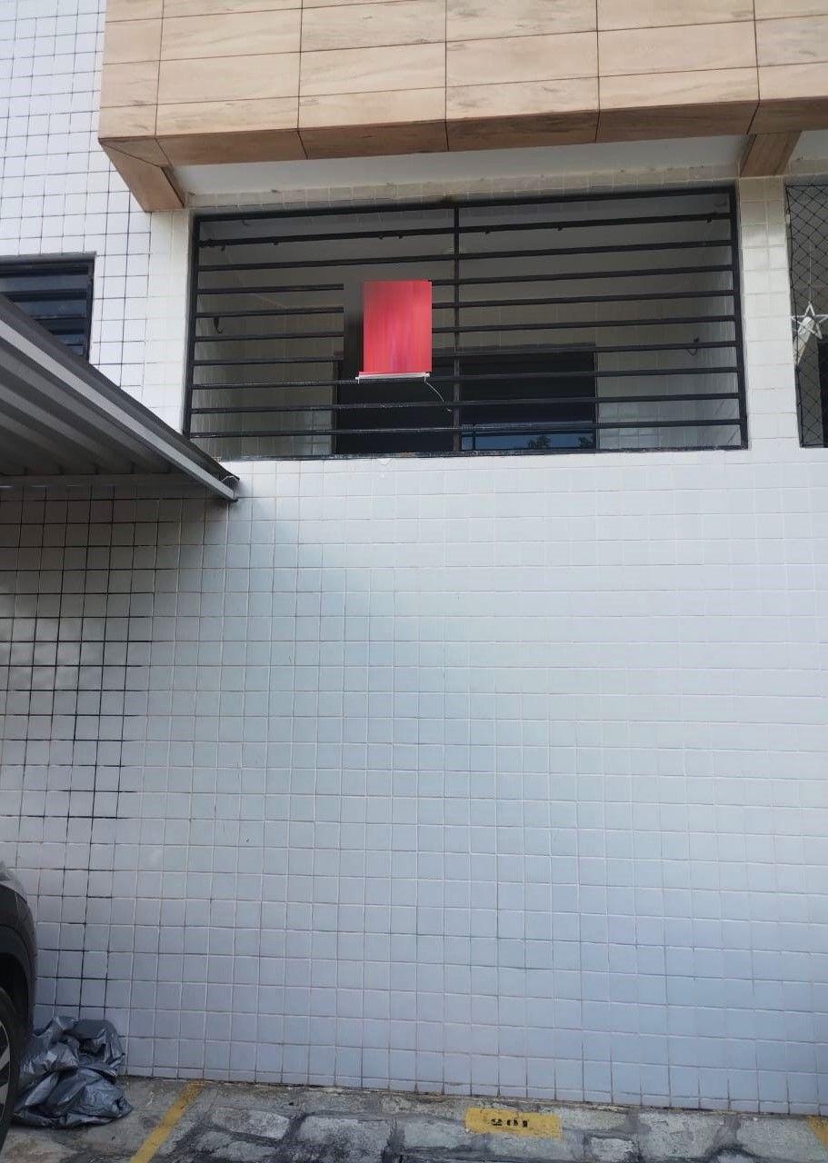 Apartamento com 02 dormitórios à venda, 58m² por R$ 240.000 - ...