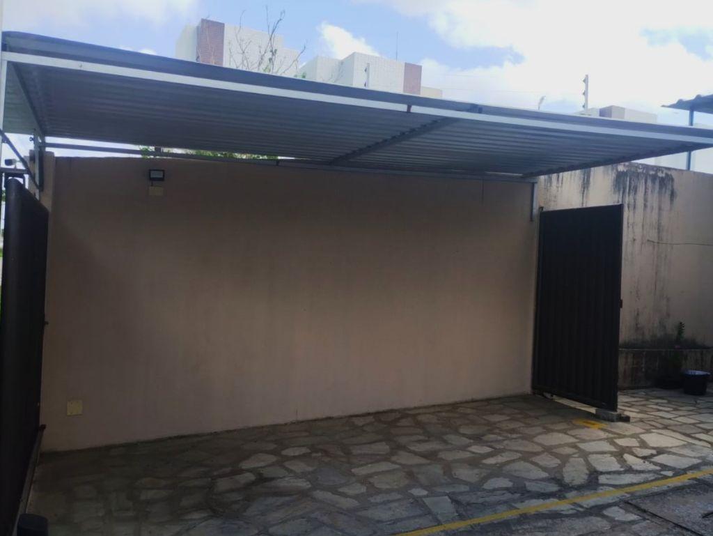 Apartamento com 02 dormitórios à venda, 58m² por R$ 240.000 - ...