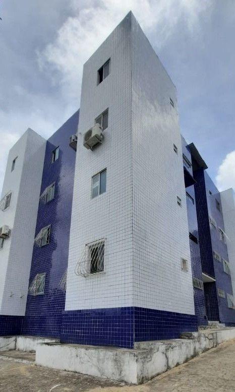 Apartamento com 02 dormitórios à venda por R$ 130.000 - Cd. Un...