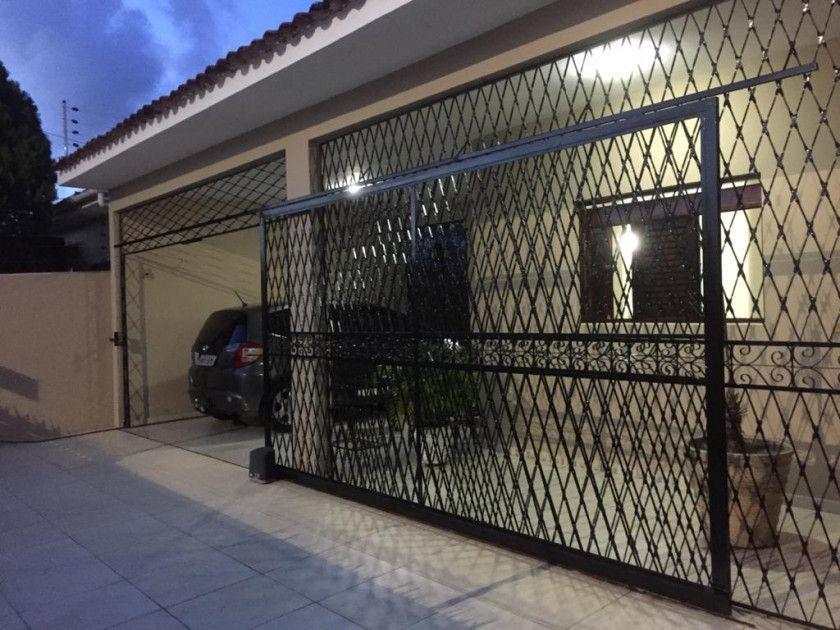 Casa com 03 dormitórios à venda, 320m² por R$ 750.000 - Jardim...