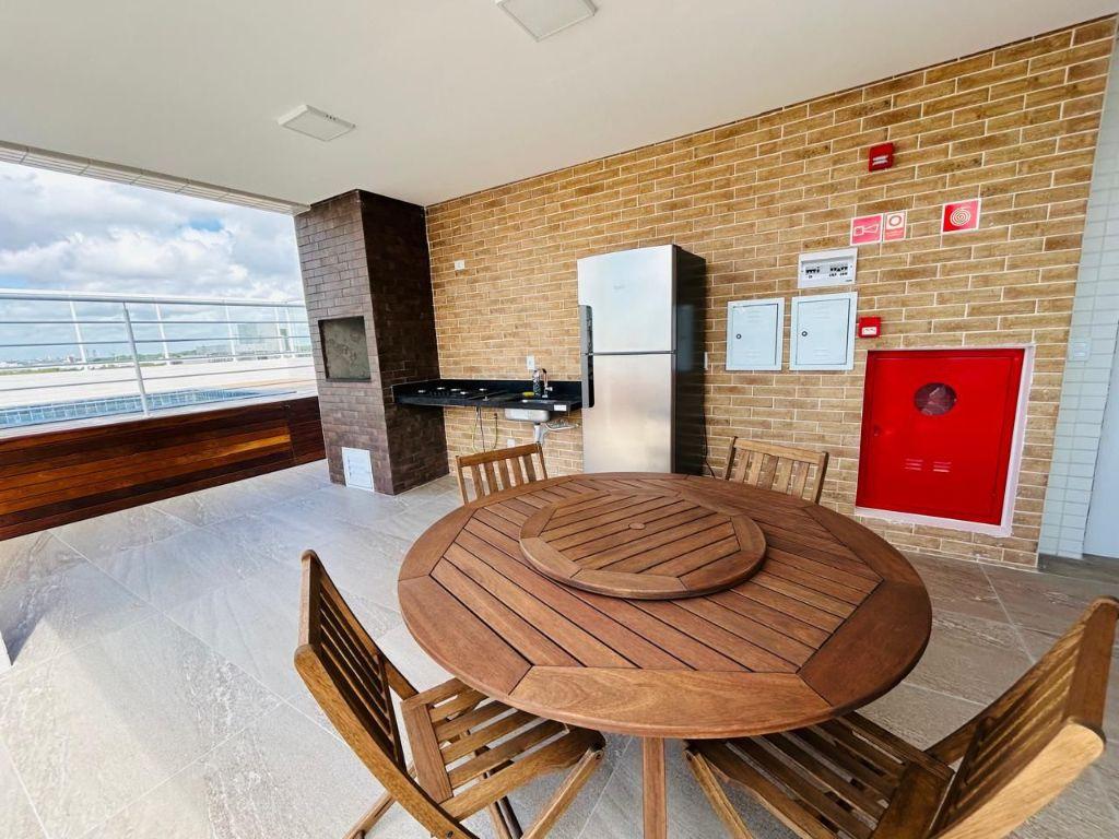 Apartamento com 02 dormitórios à venda, 70m² por R$ 535.000 - ...