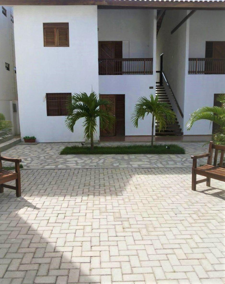 Apartamento com 02 dormitórios à venda, 64m² por R$ 235.000 - ...