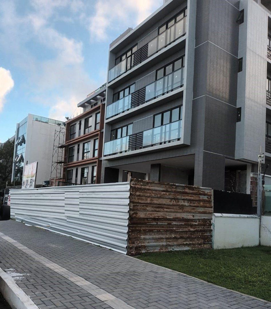 Flat com 01 dormitórios à venda, 18m² por R$ 329.000 - Interma...