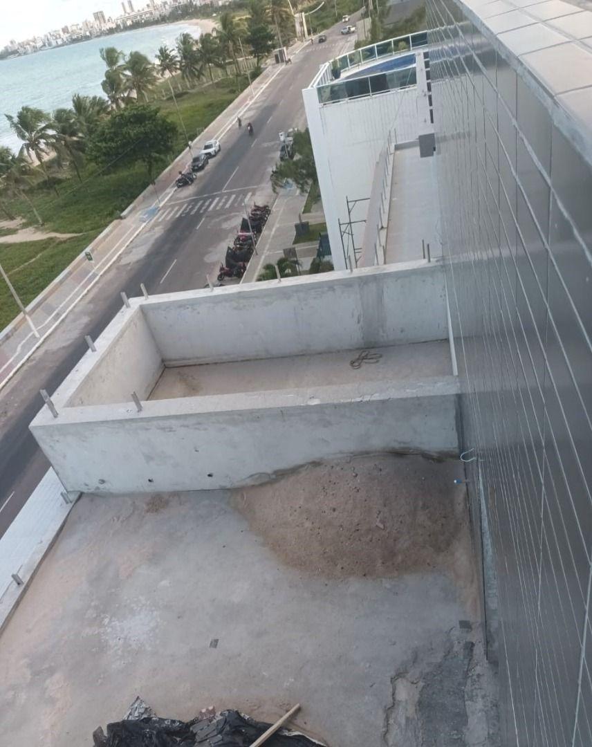 Flat com 01 dormitórios à venda, 18m² por R$ 329.000 - Interma...