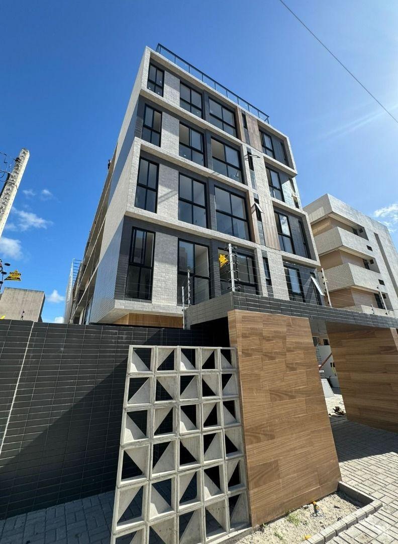 Apartamento com 01 dormitório à venda por R$ 246.900 - Interma...