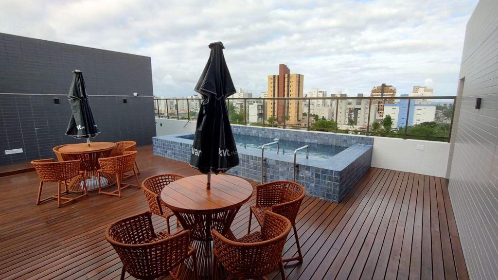 Flat com 01 dormitórios à venda, 23m² por R$ 230.000 - Interma...