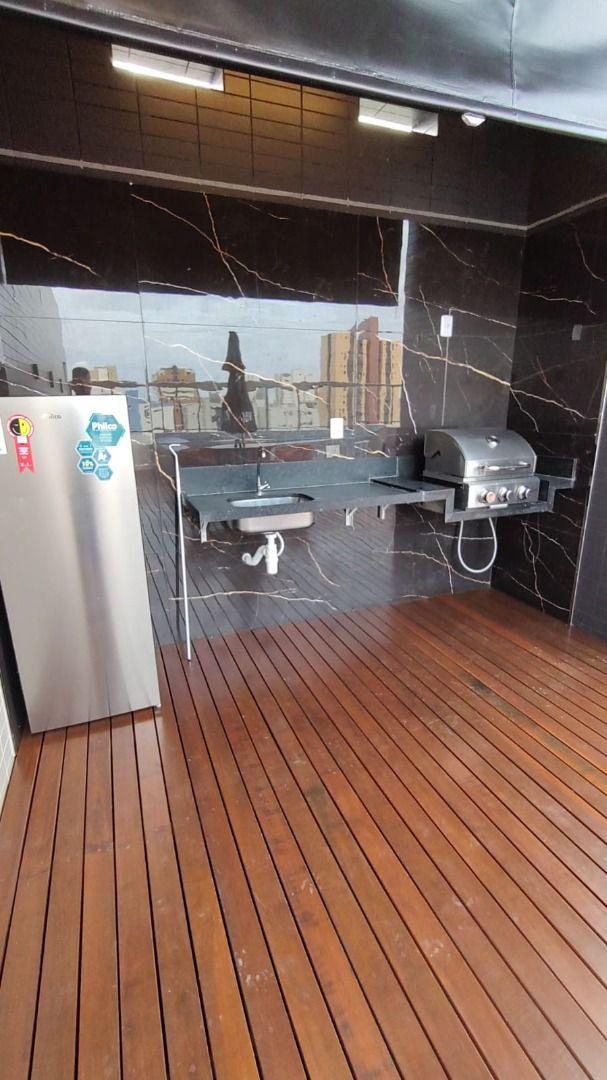 Flat com 01 dormitórios à venda, 23m² por R$ 230.000 - Interma...