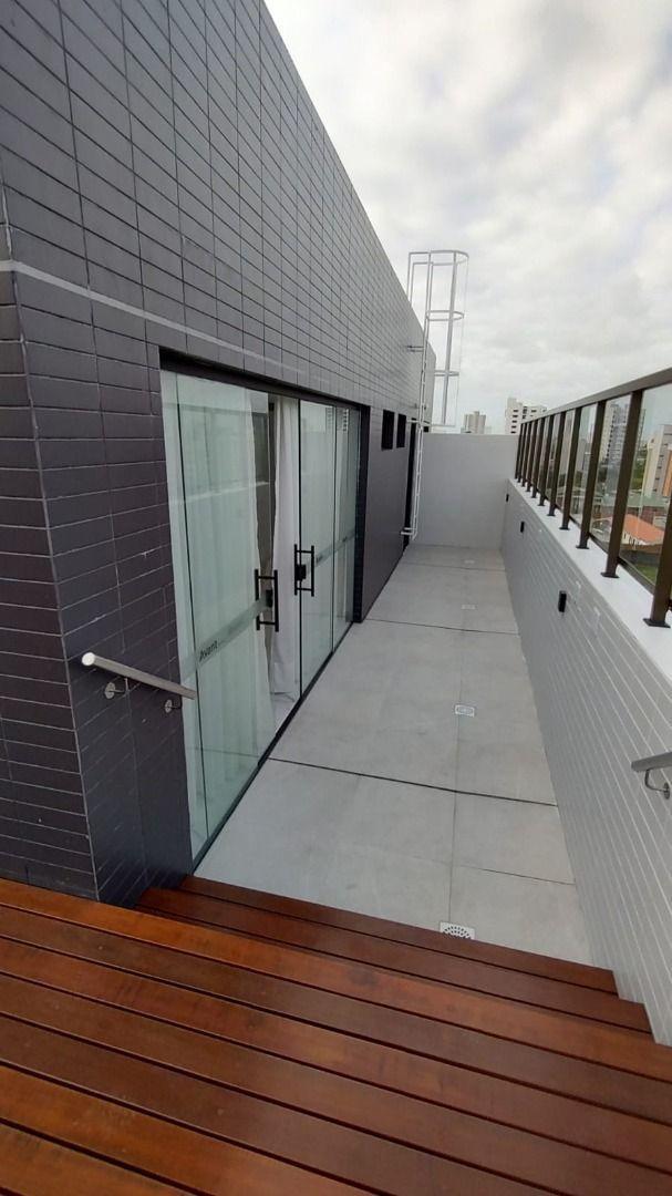 Flat com 01 dormitórios à venda, 23m² por R$ 230.000 - Interma...