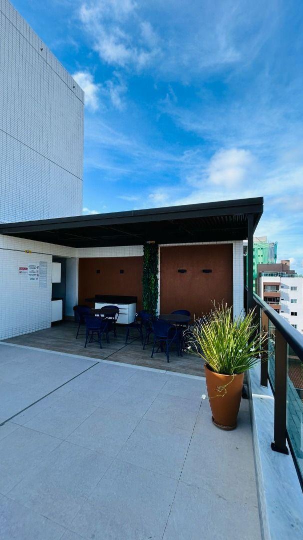 Apartamento com 01 dormitórios à venda por R$ 295.000 - Interm...