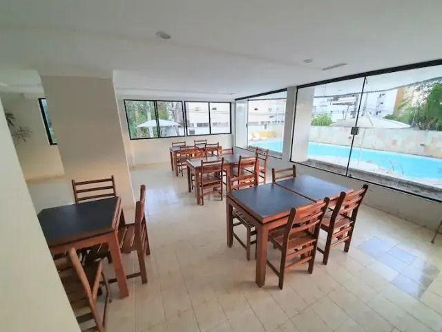 Flat com 01 dormitórios à venda, 27m² por R$ 195.000 - Interma...