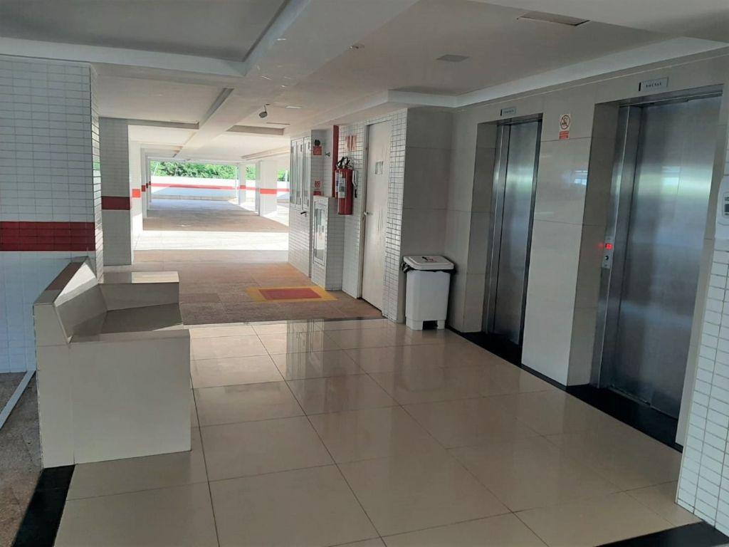 Apartamento com 02 dormitórios à venda, 65m² por R$ 522.800 - ...