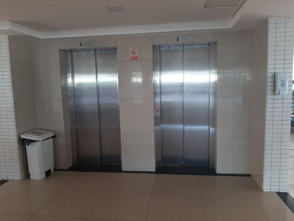 Apartamento com 02 dormitórios à venda, 65m² por R$ 522.800 - ...