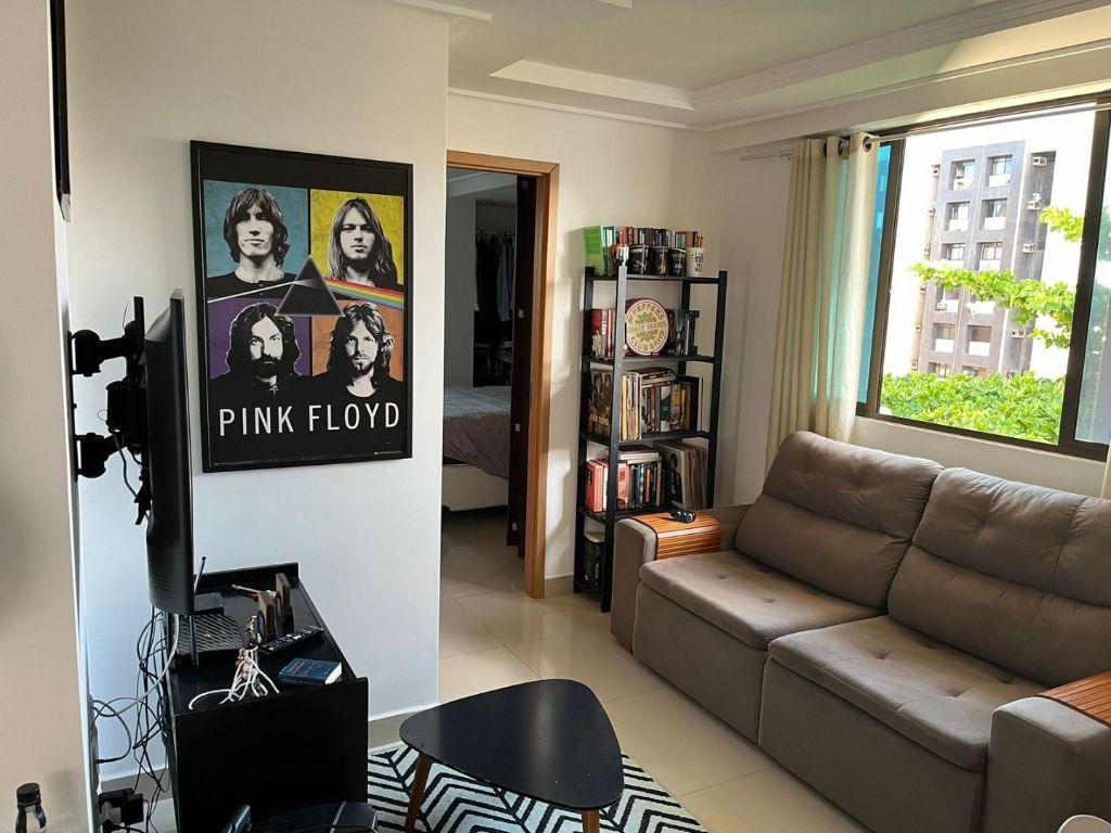 Flat com 01 dormitórios à venda, 35m² por R$ 310.000 - Interma...