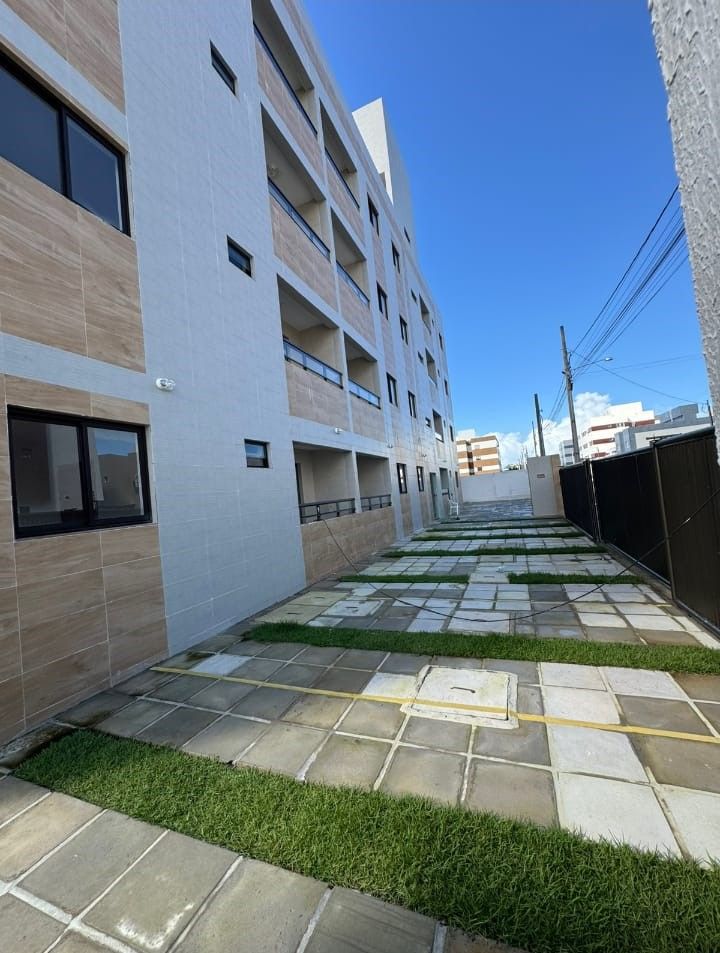 Apartamento com 02 dormitórios à venda, 45m² por R$ 169.000 - ...