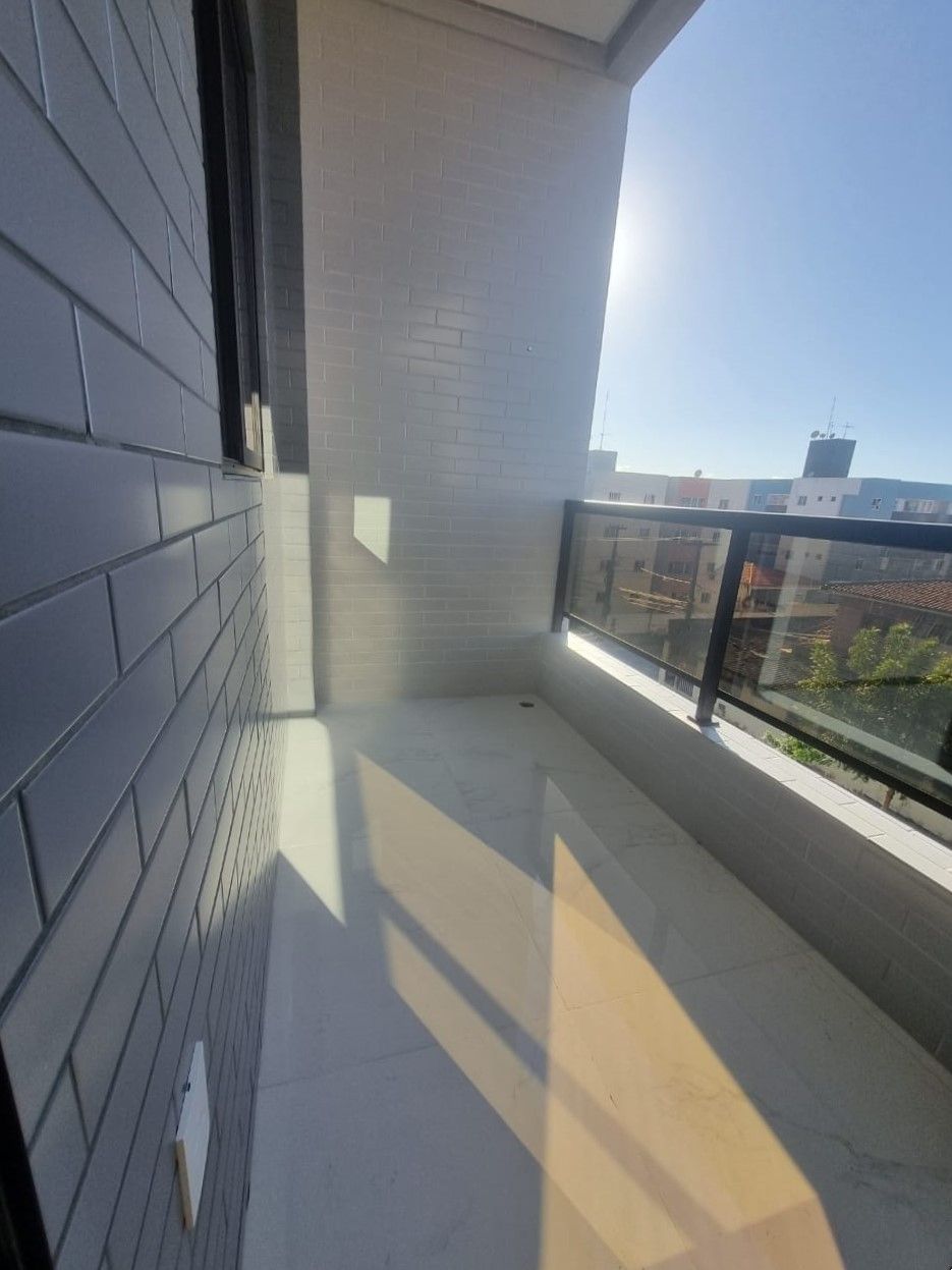 Apartamento com 02/03 dormitórios à venda por R$ 430.000 - Cd....