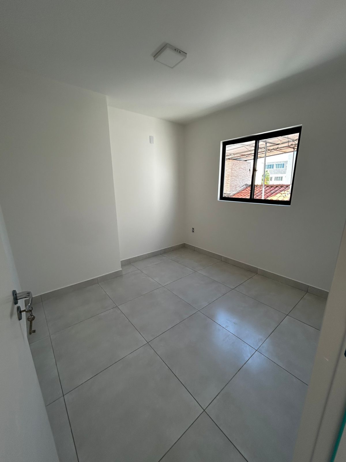 Apartamento com 02 dormitórios à venda por R$ 190.000 - Mangab...