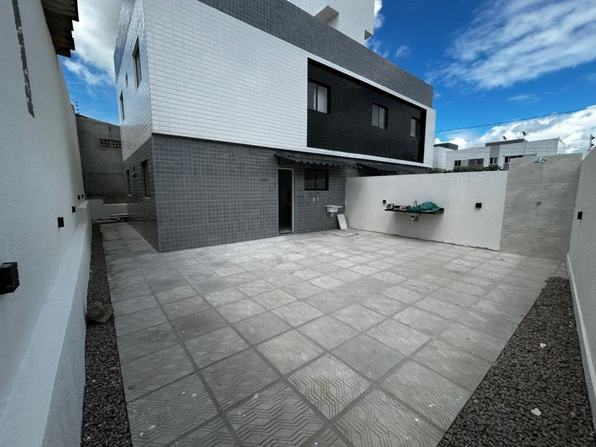 Apartamento com 02 dormitórios à venda, 43m² por R$ 170.000 - ...