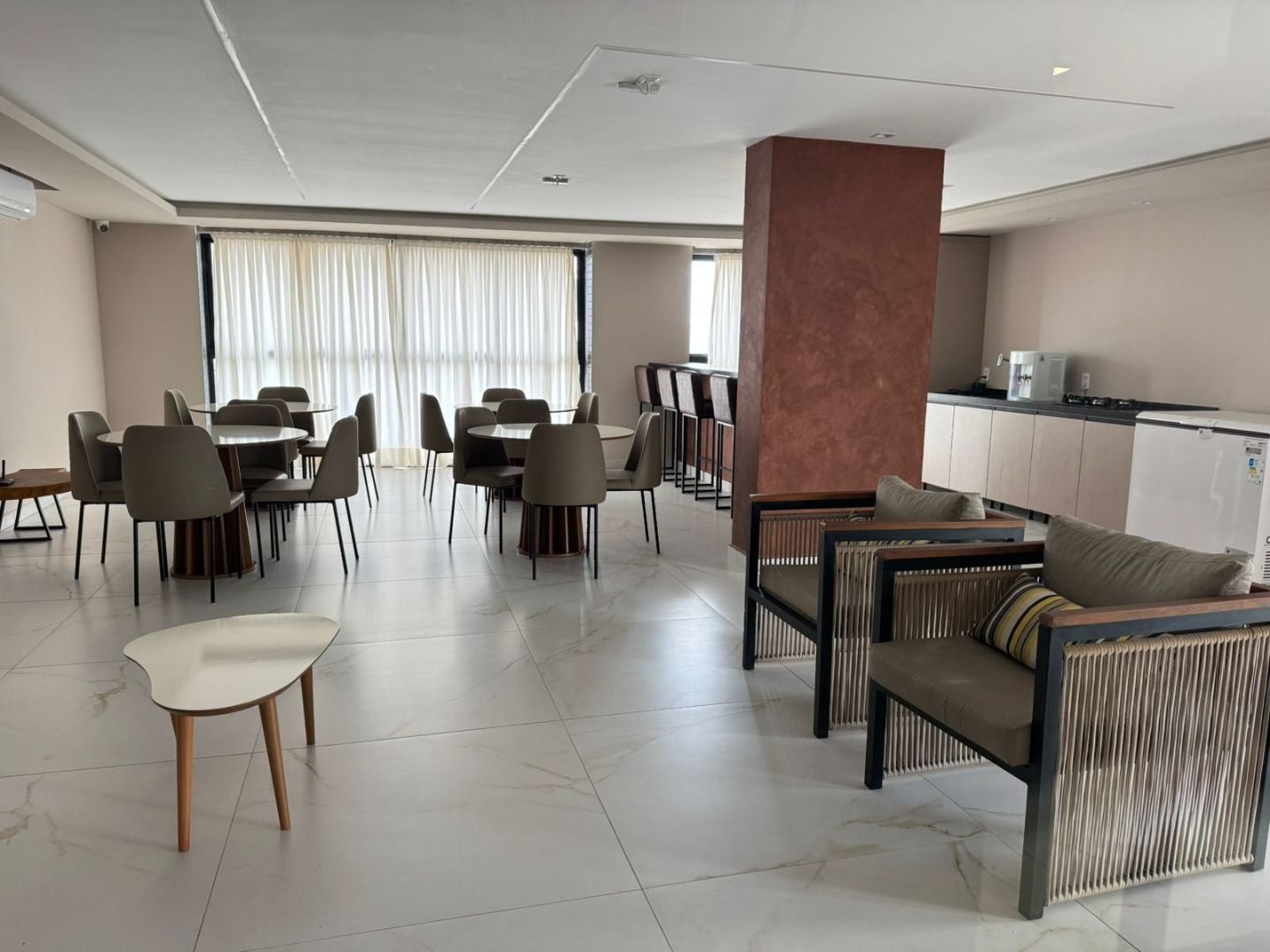 Apartamento com 03 dormitórios à venda, 78m² por R$ 690.000 - ...