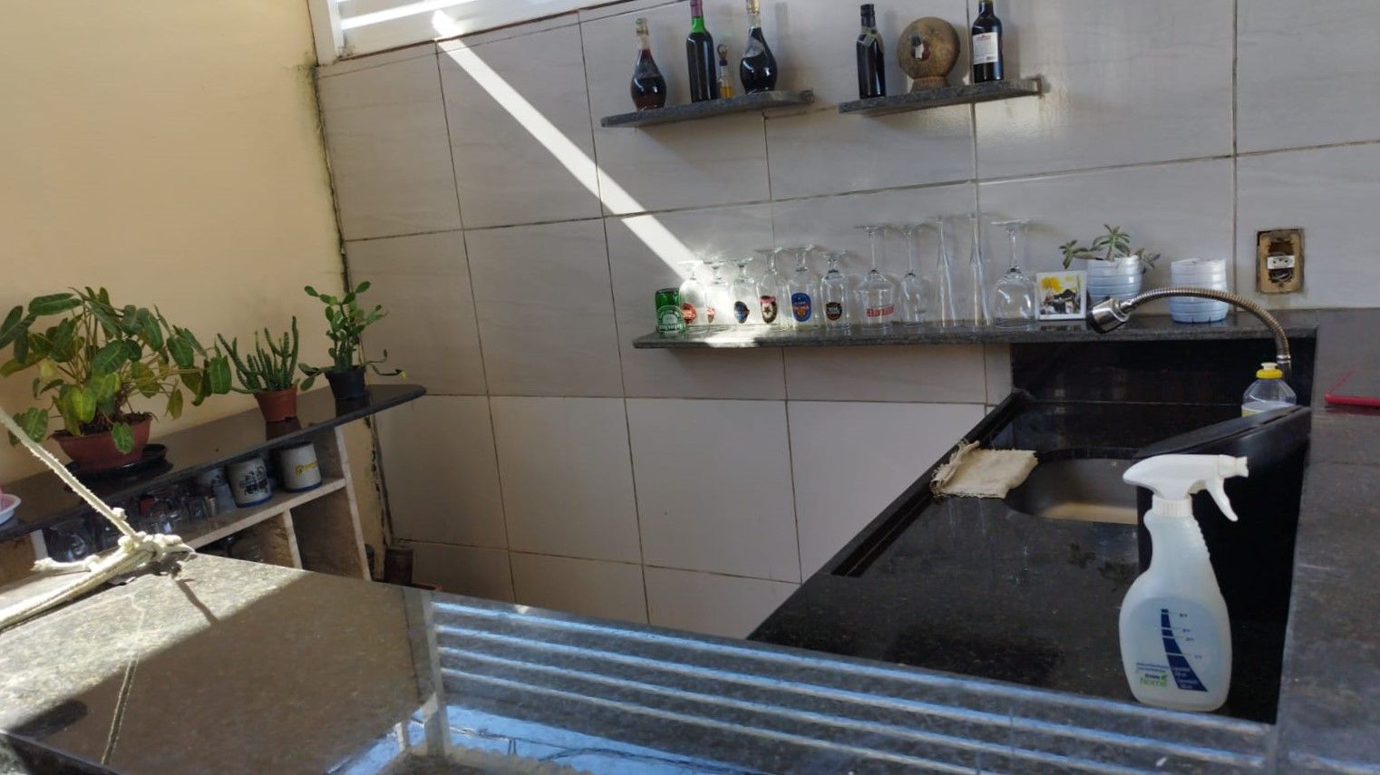 Casa com 03 dormitórios à venda, 170m² por R$ 470.000 - Ernest...