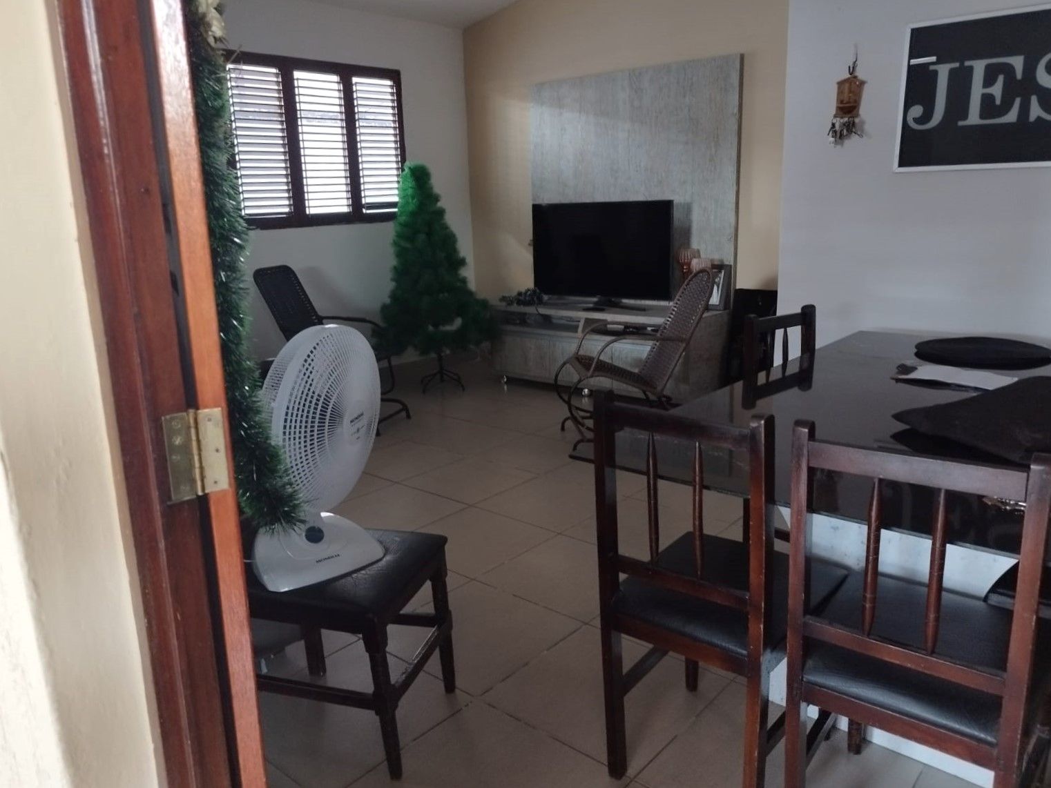 Casa com 03 dormitórios à venda, 170m² por R$ 470.000 - Ernest...