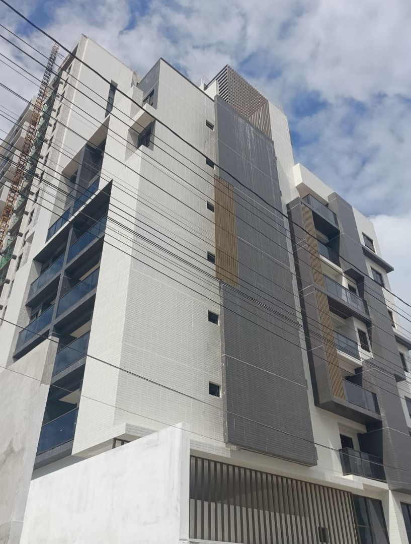 Apartamento com 02 dormitórios à venda, 53m² por R$ 518.484 - ...
