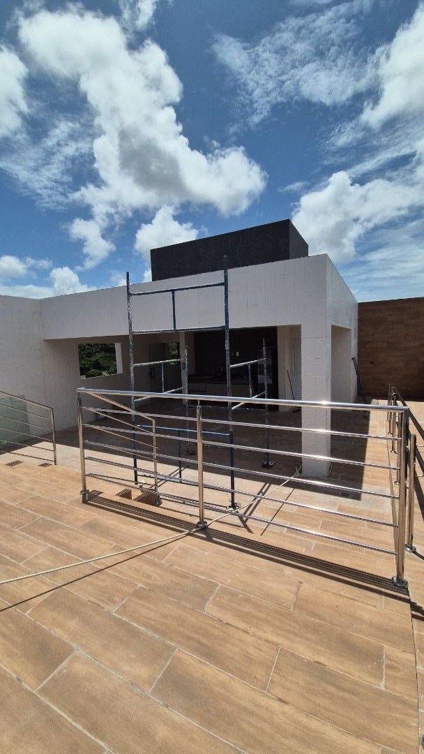 Apartamento com 03 dormitórios à venda por R$ 401.550 - Altipl...