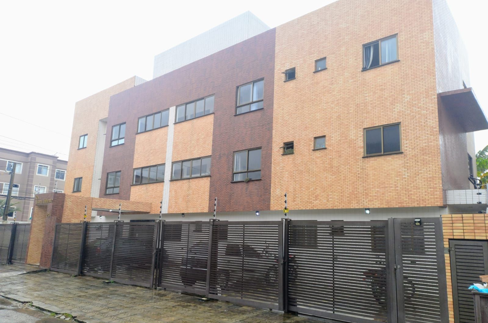 Apartamento com 02 dormitórios à venda por R$ 250.000 - Portal...