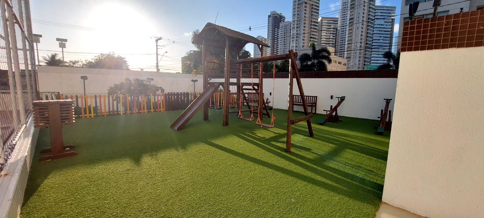 Apartamento com 03 dormitórios à venda por R$ 820.000 - Altipl...
