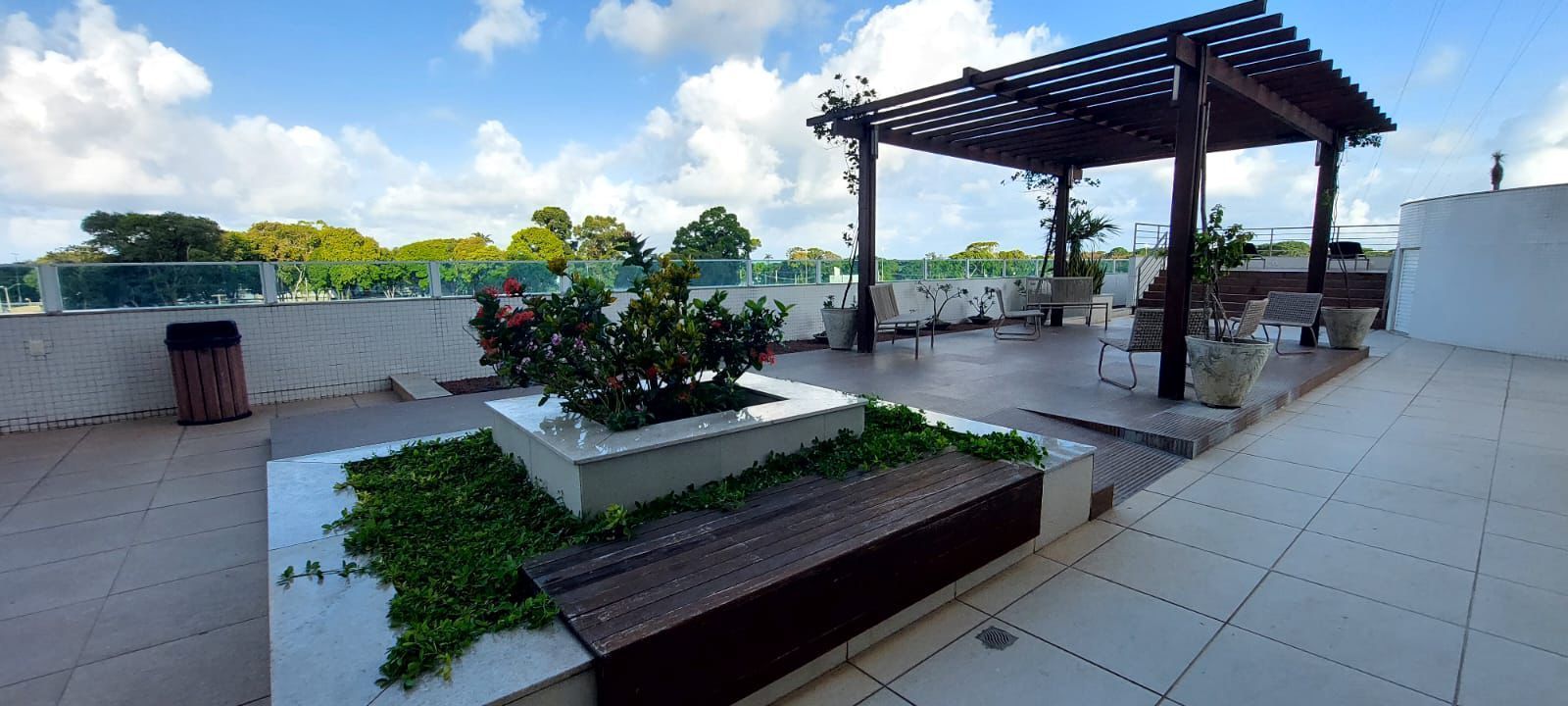 Apartamento com 03 dormitórios à venda por R$ 820.000 - Altipl...