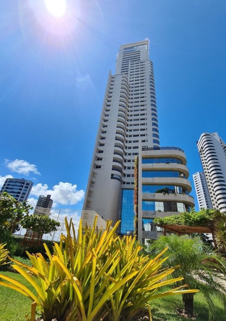 Apartamento com 02 dormitórios à venda por R$ 1.918.212 - Alti...