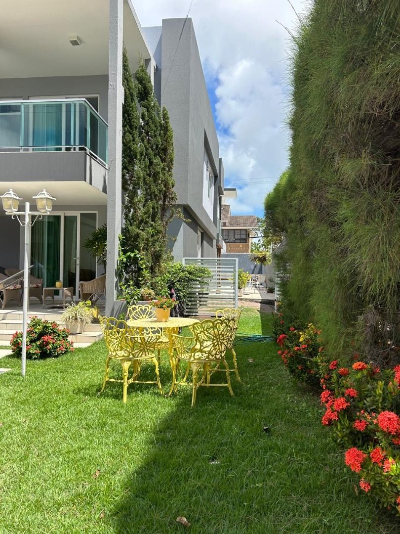 Casa com 04 dormitórios à venda, 400m² por R$ 3.090.000 - Port...