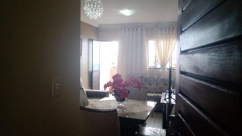 Apartamento com 02 dormitórios à venda, 54m² por R$ 170.000 - ...