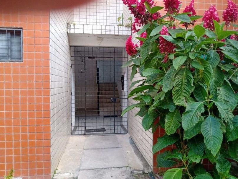 Apartamento com 02 dormitórios à venda, 54m² por R$ 170.000 - ...