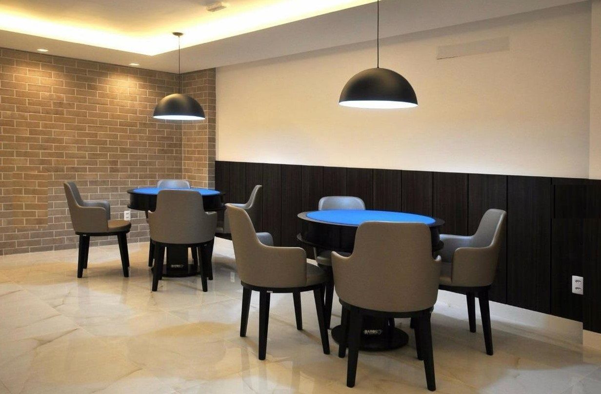 Apartamento com 03 dormitórios à venda por R$ 880.000 - Altipl...