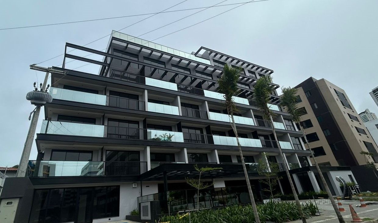 Flat com 01 dormitório à venda, 30m² por R$ 640.000 - Cabo Bra...