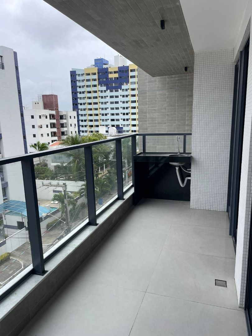 Apartamento com 02 dormitórios à venda, 62m² por R$ 684.000 - ...