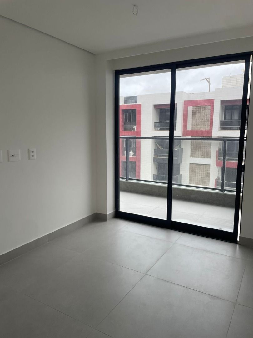 Apartamento com 02 dormitórios à venda, 62m² por R$ 684.000 - ...