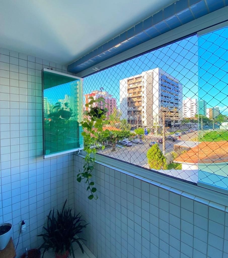 Apartamento com 02 dormitórios à venda por R$ 630.000 - Cabo B...