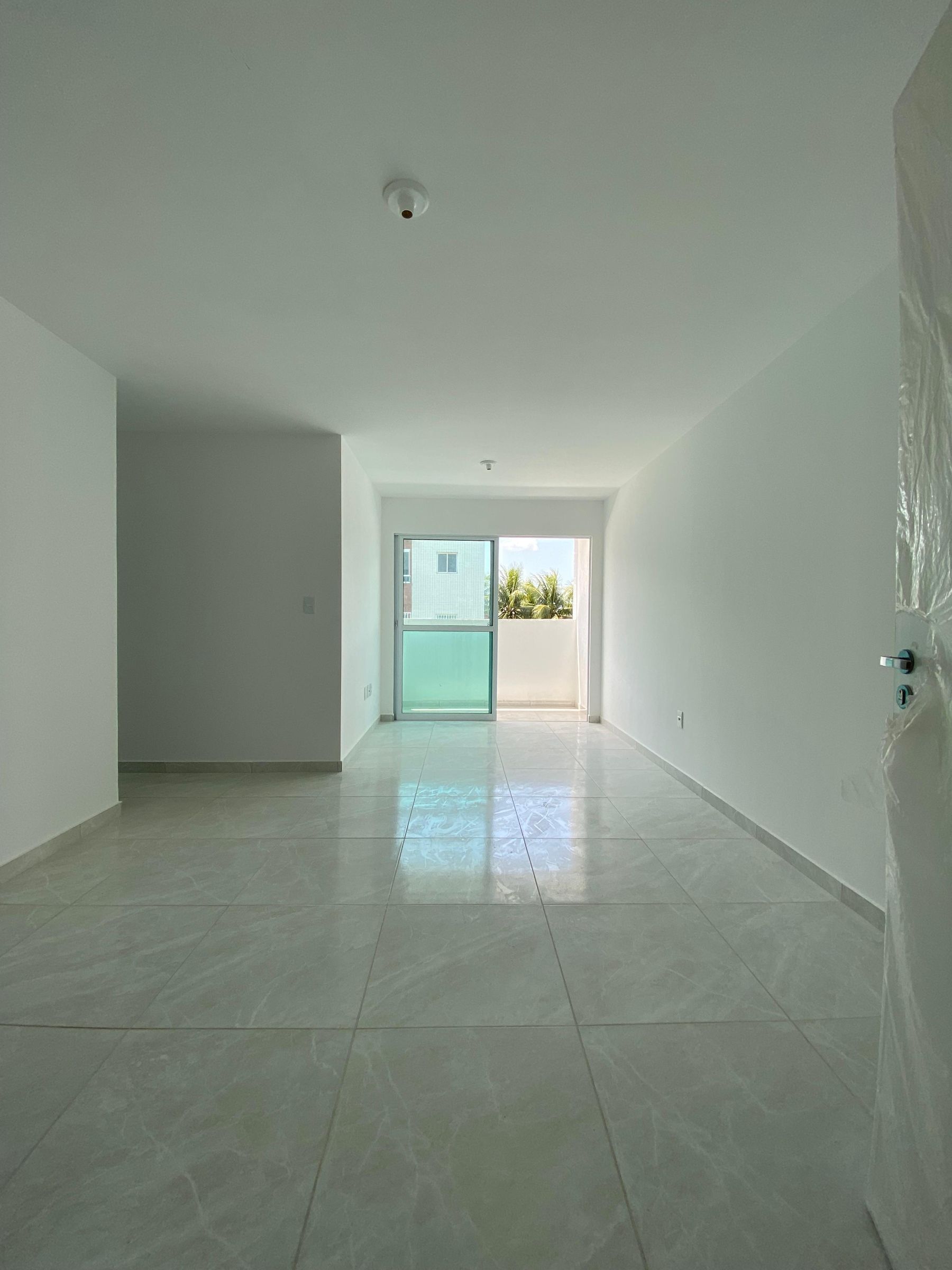 Apartamento com 02 dormitórios à venda por R$ 255.200 - Portal...