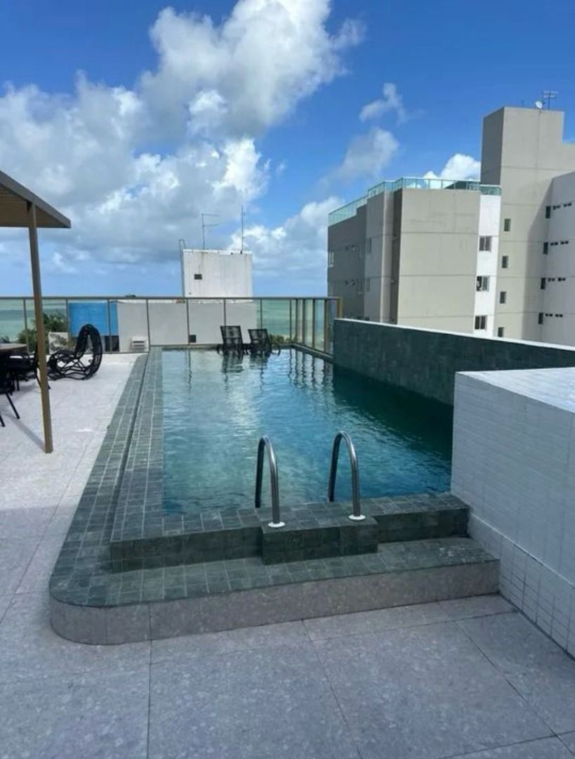 Apartamento com 01 dormitório à venda, 31m² por R$ 390.000 - P...