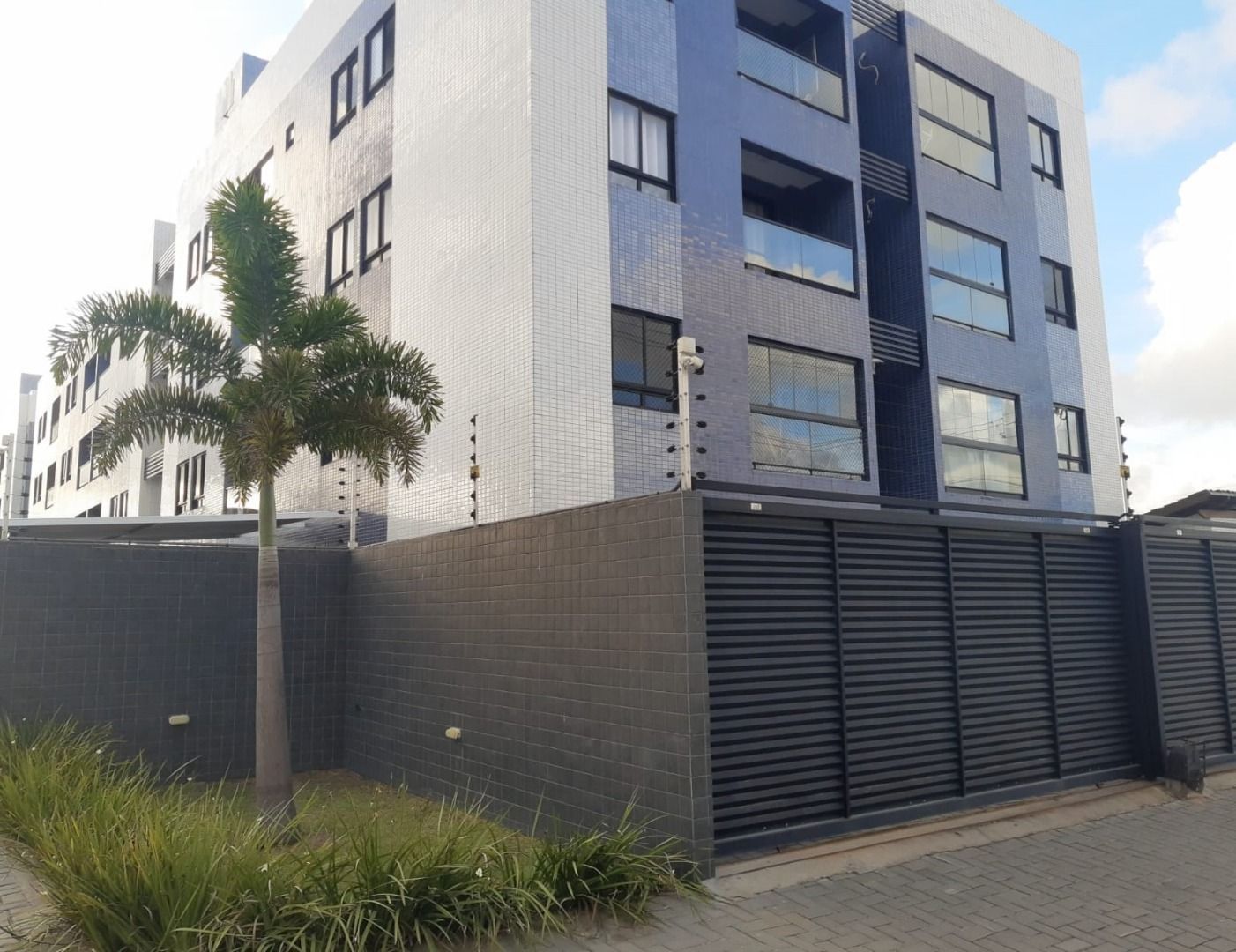 Apartamento com 03 dormitórios à venda, 58m² por R$ 340.000 - ...