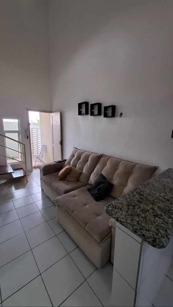 Apartamento com 02 dormitórios à venda, 69m² por R$ 250.000 - ...