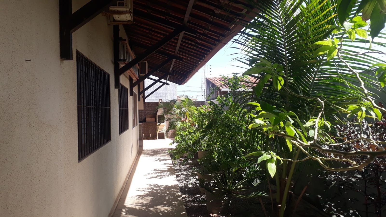 Casa com 03 dormitórios à venda, 183m² por R$ 800.000 - Portal...