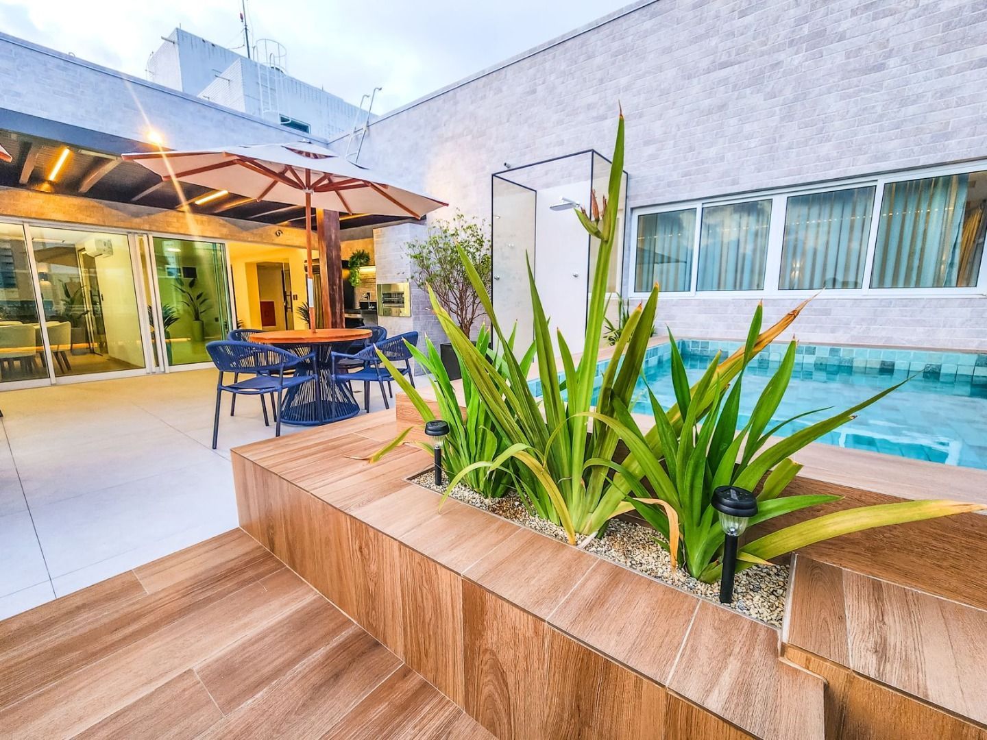 Apartamento com 02 dormitórios à venda por R$ 457.612 - Mirama...