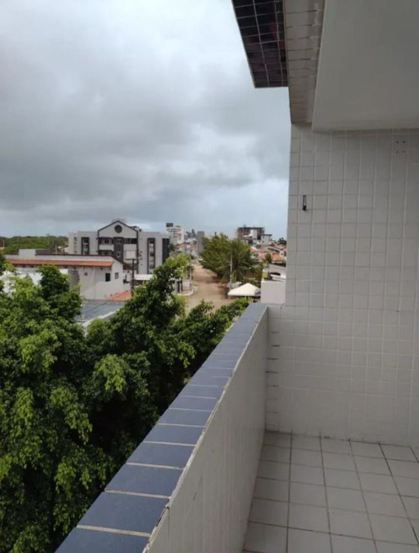 Apartamento com 03 dormitórios à venda por R$ 325.000 - Camboi...