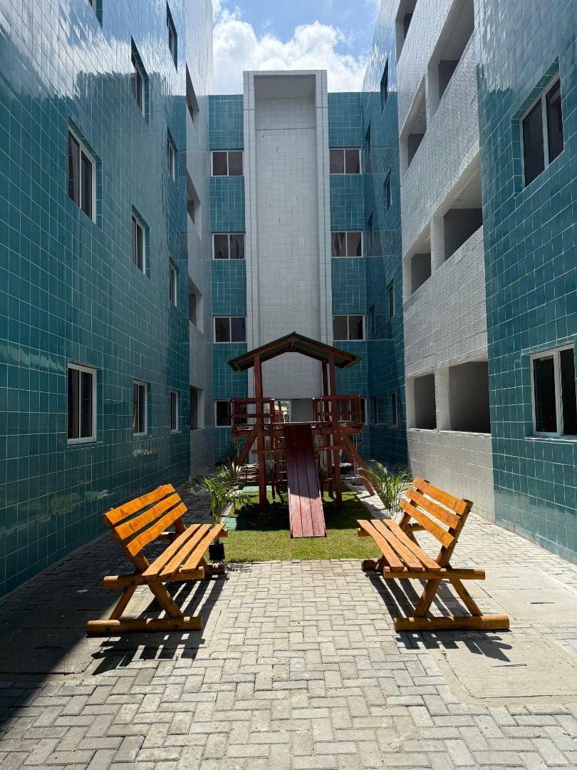 Apartamento com 02 dormitórios à venda, 45m² por R$ 160.000 - ...