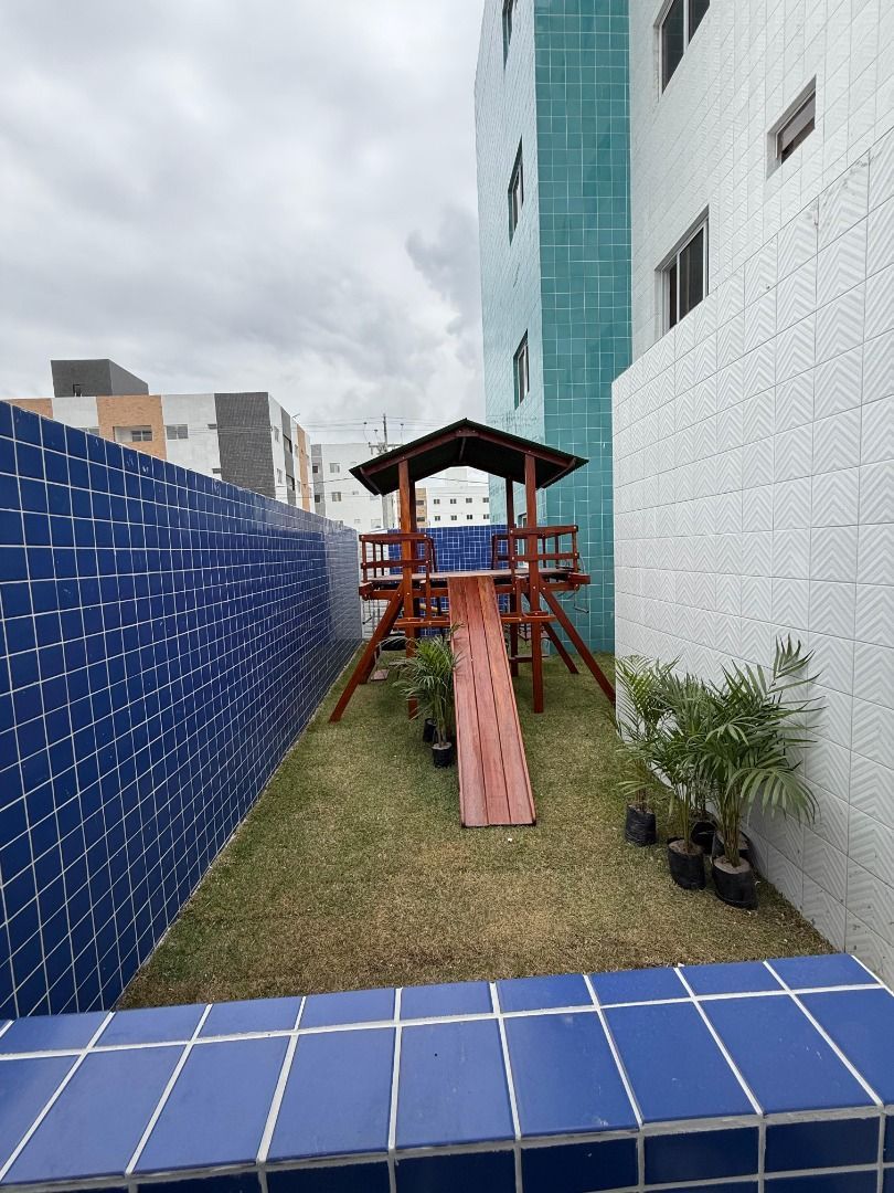 Apartamento com 02 dormitórios à venda, 45m² por R$ 160.000 - ...