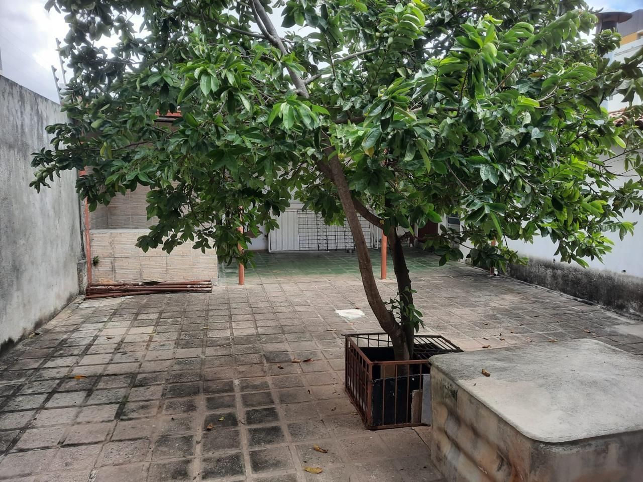 Casa com 05 dormitórios à venda, 241m² por R$ 800.000 - Jardim...
