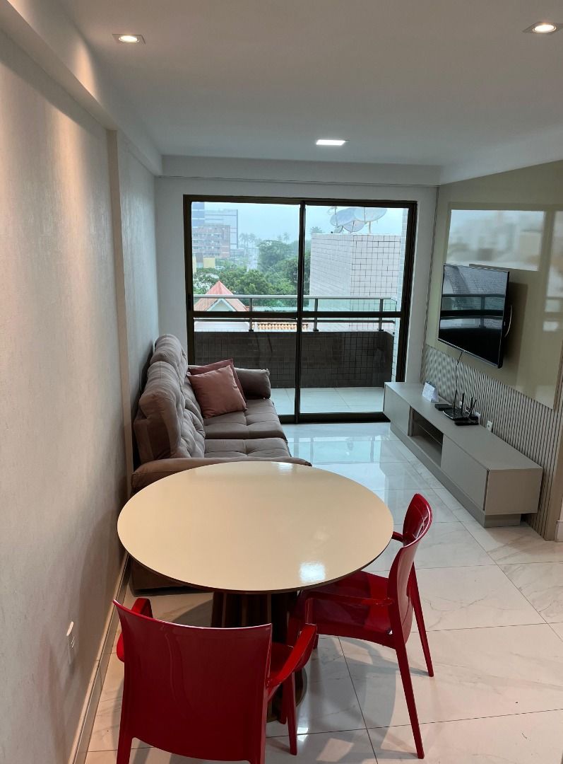 Apartamento com 02 dormitórios à venda por R$ 500.000 - Interm...