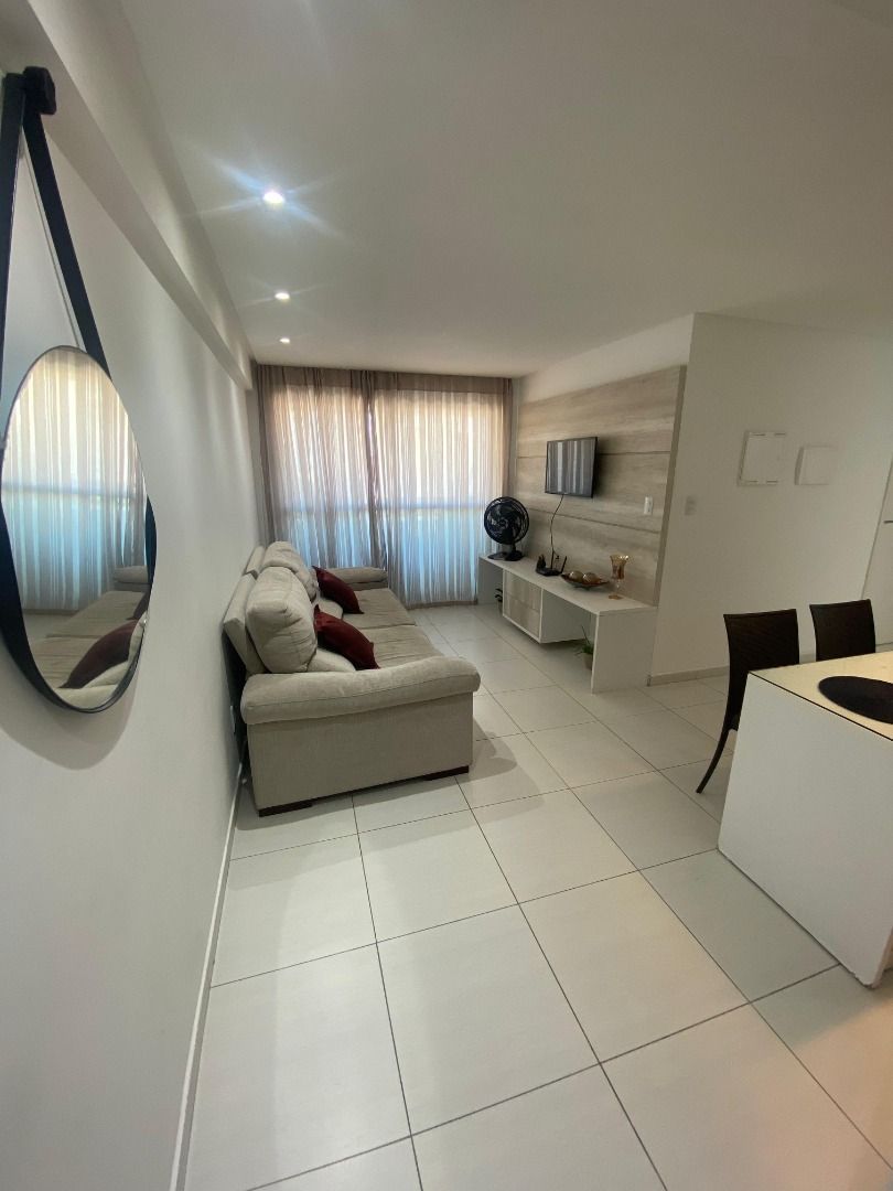 Apartamento com 02 dormitórios à venda, 57m² por R$ 590.000 - ...